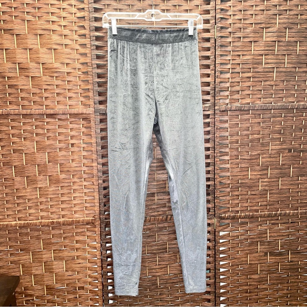 Zara Gray Leggings Soft Stretchy Knit Size M.